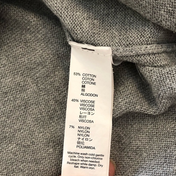 ⭐️2/$20⭐️ GAP gray lightweight sweater with side slit detail. size S - Picture 6 of 9